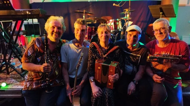 Café-concert au centre Hélitas